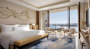 Amazing 2 BR Apartment for Sale in Royal Atlantis Palm Jumeirah - Image 3