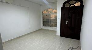 شقة غرفة وصالة في ابوظبي شارع المرور , مقابل المشرف مول