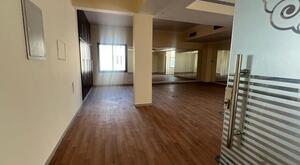 فيلا تجارية للإيجار – موقع استراتيجي في مدينة خليفة - 5