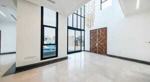 فيلا فاخرة للإيجار أو البيع – جزيرة ياس | أول ساكن - 12