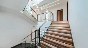 فيلا فاخرة للإيجار أو البيع – جزيرة ياس | أول ساكن - 15